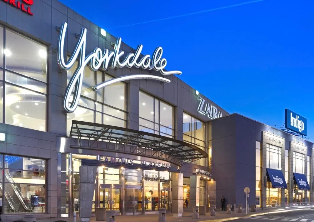 Photo of Yorkdale mall outside
